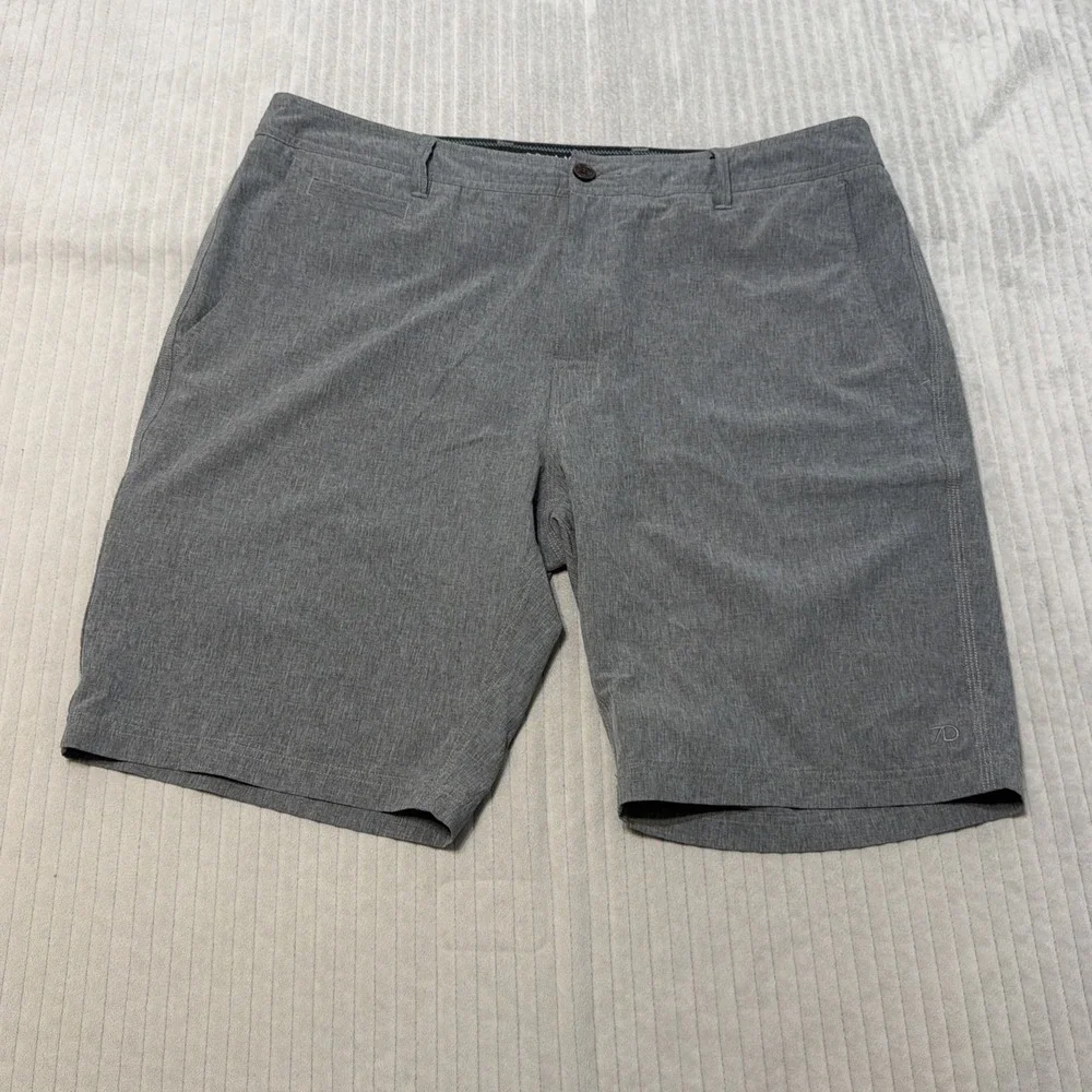7 Diamonds Shorts Mens 38 Gray Performance Casual Stretch Lightweight Golf